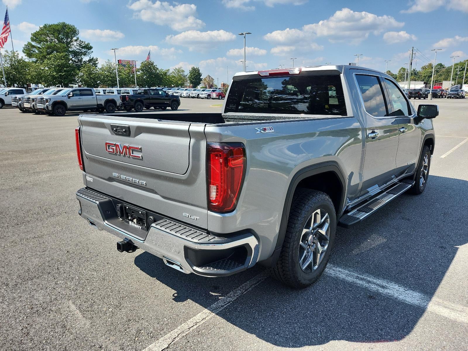 2026 GMC Sierra 1500 Crew Cab Short Box 4-Wheel Drive SLT