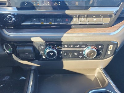 2026 GMC Sierra 1500 Crew Cab Short Box 4-Wheel Drive SLT