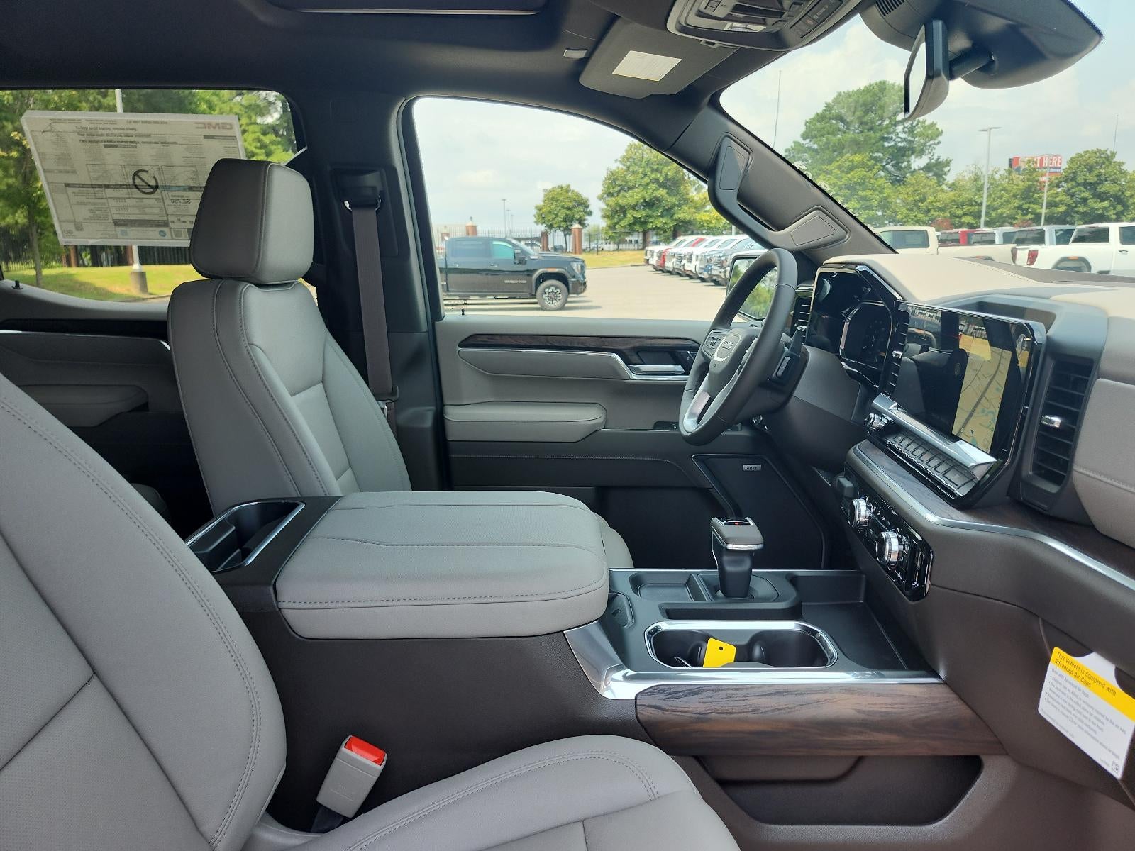 2026 GMC Sierra 1500 Crew Cab Short Box 4-Wheel Drive SLT
