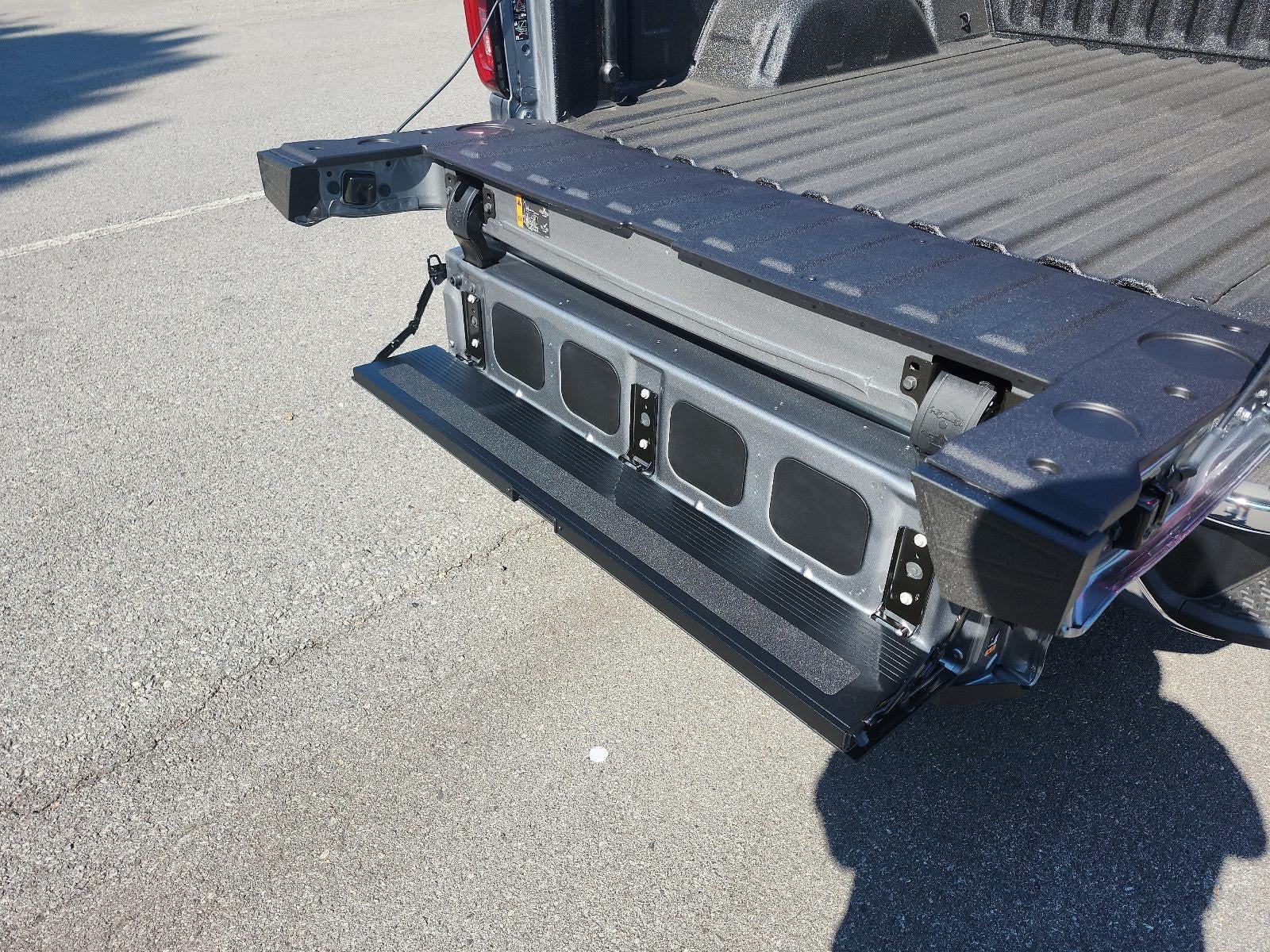 2026 GMC Sierra 1500 Crew Cab Short Box 4-Wheel Drive SLT