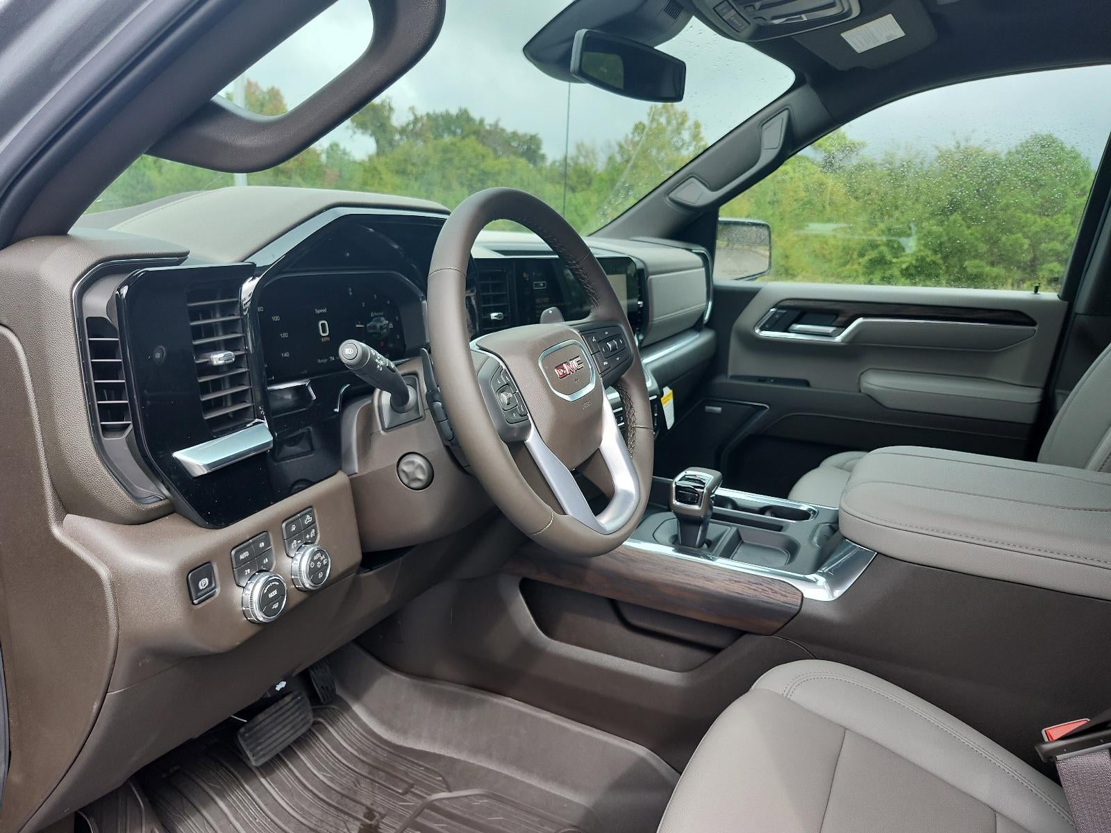 2026 GMC Sierra 1500 Crew Cab Short Box 4-Wheel Drive SLT