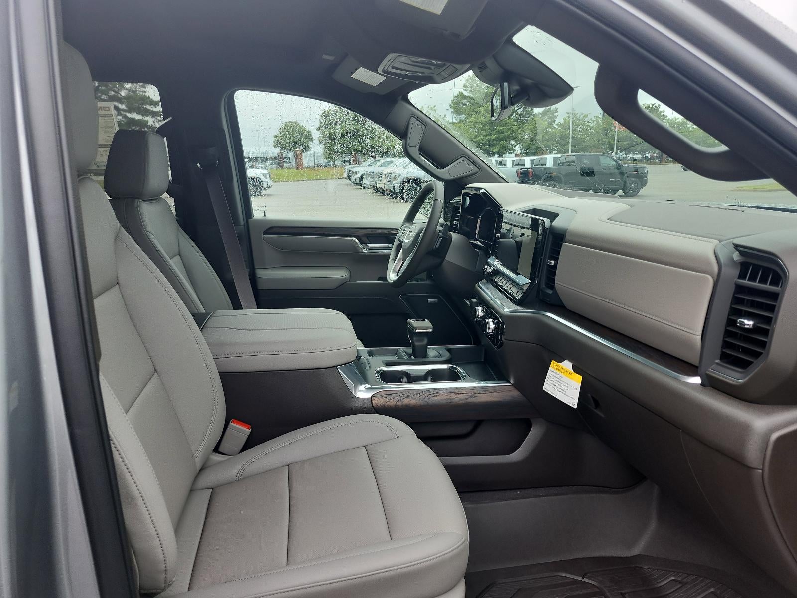 2026 GMC Sierra 1500 Crew Cab Short Box 4-Wheel Drive SLT