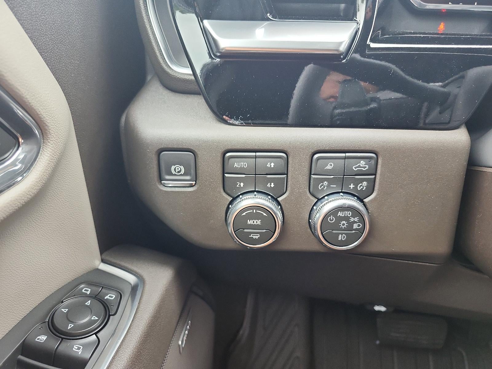 2026 GMC Sierra 1500 Crew Cab Short Box 4-Wheel Drive SLT