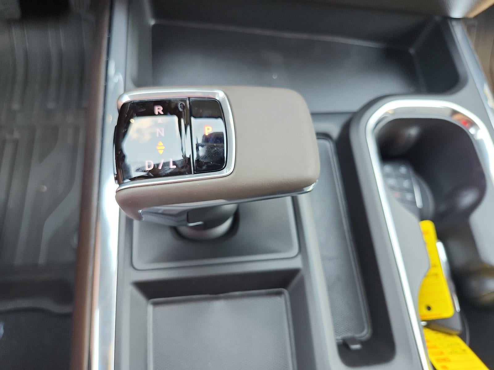 2026 GMC Sierra 1500 SLT - Photo 18