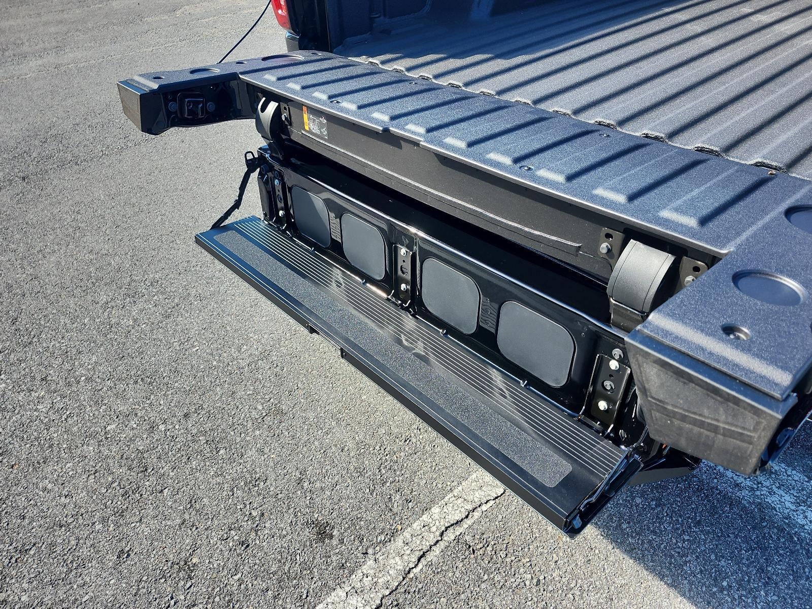 2026 GMC Sierra 1500 Crew Cab Short Box 4-Wheel Drive SLT