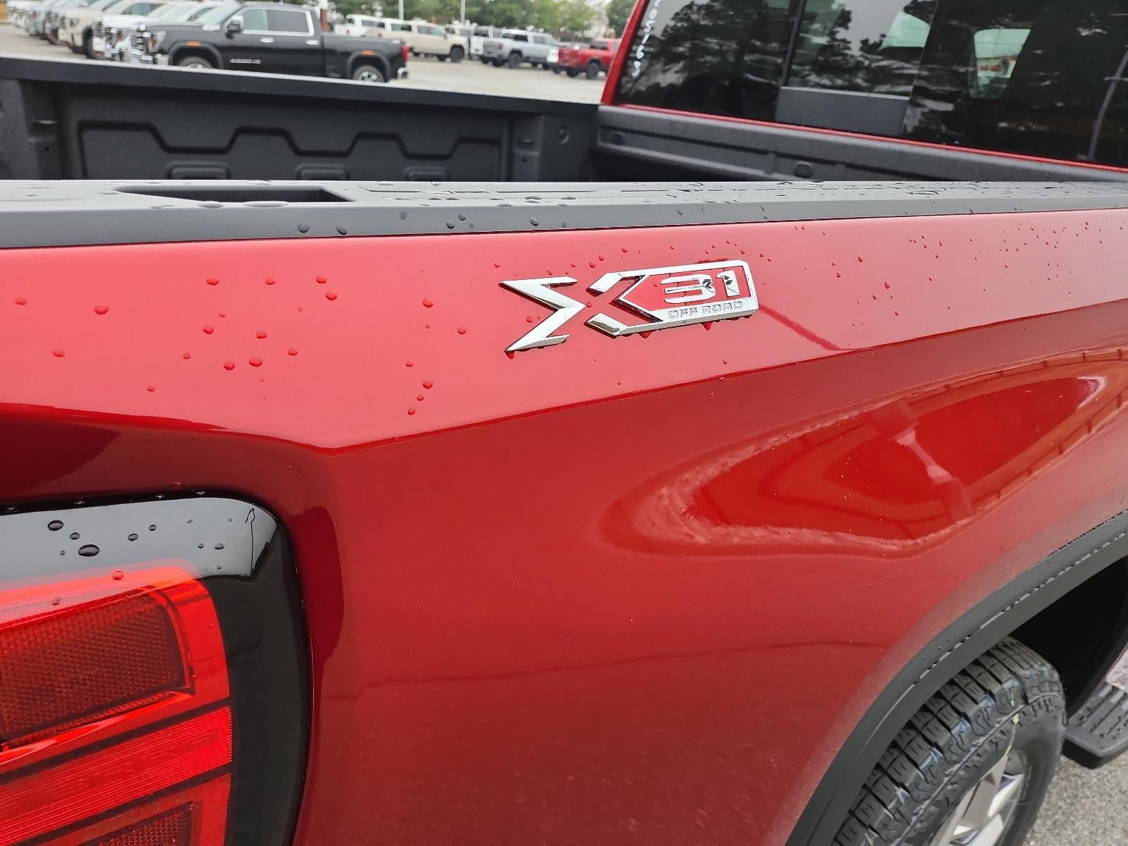 2026 GMC Sierra 1500 Crew Cab Short Box 4-Wheel Drive SLT