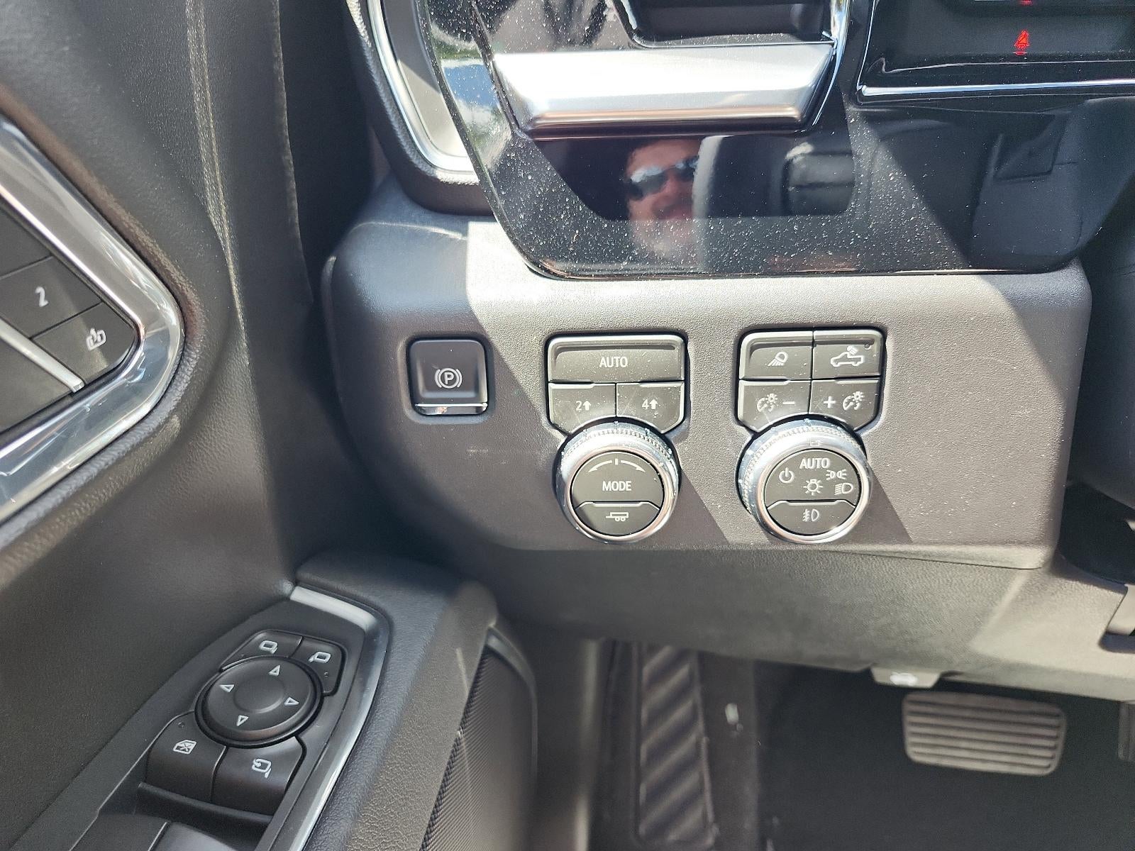 2026 GMC Sierra 1500 Crew Cab Short Box 4-Wheel Drive SLT