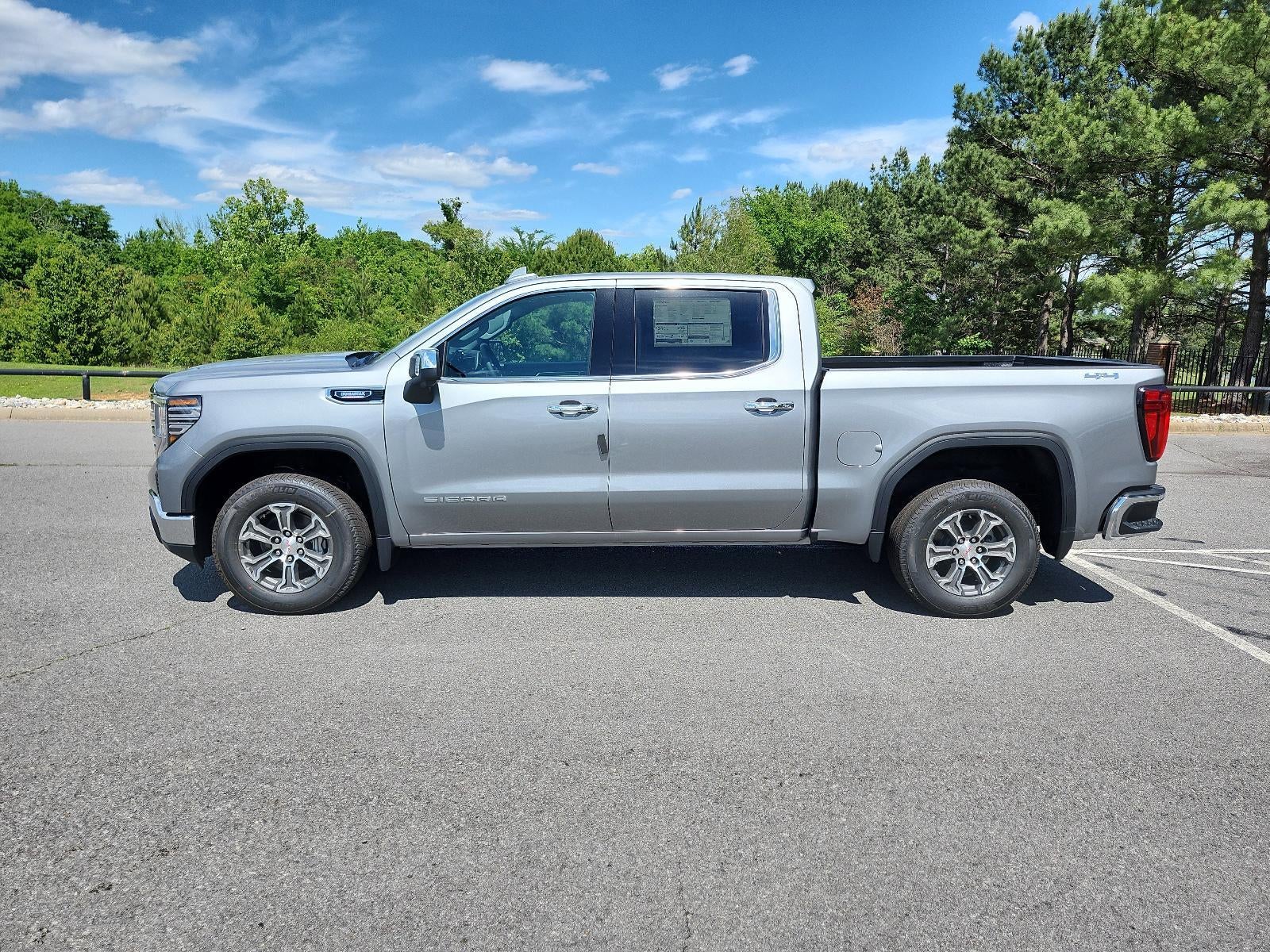2026 GMC Sierra 1500 Crew Cab Short Box 4-Wheel Drive SLT