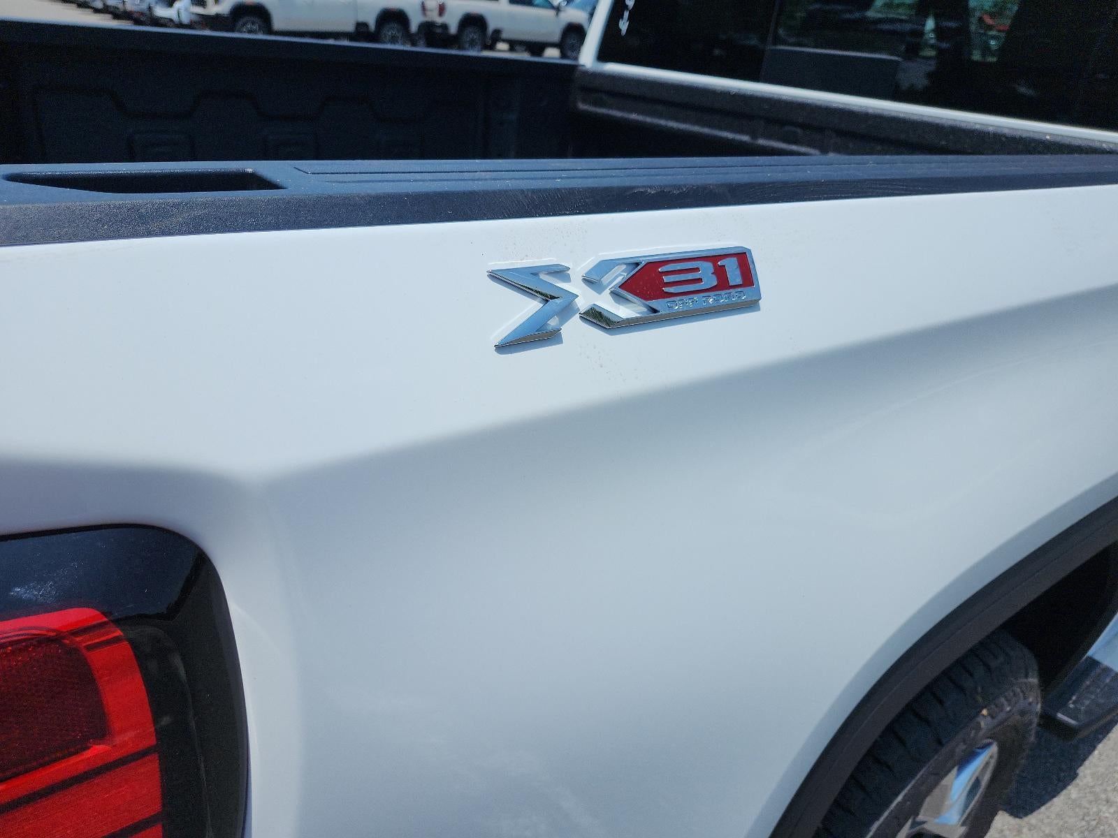 2026 GMC Sierra 1500 Crew Cab Short Box 4-Wheel Drive SLT