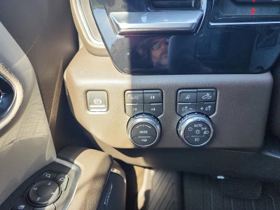 2026 GMC Sierra 1500 Crew Cab Short Box 4-Wheel Drive SLT