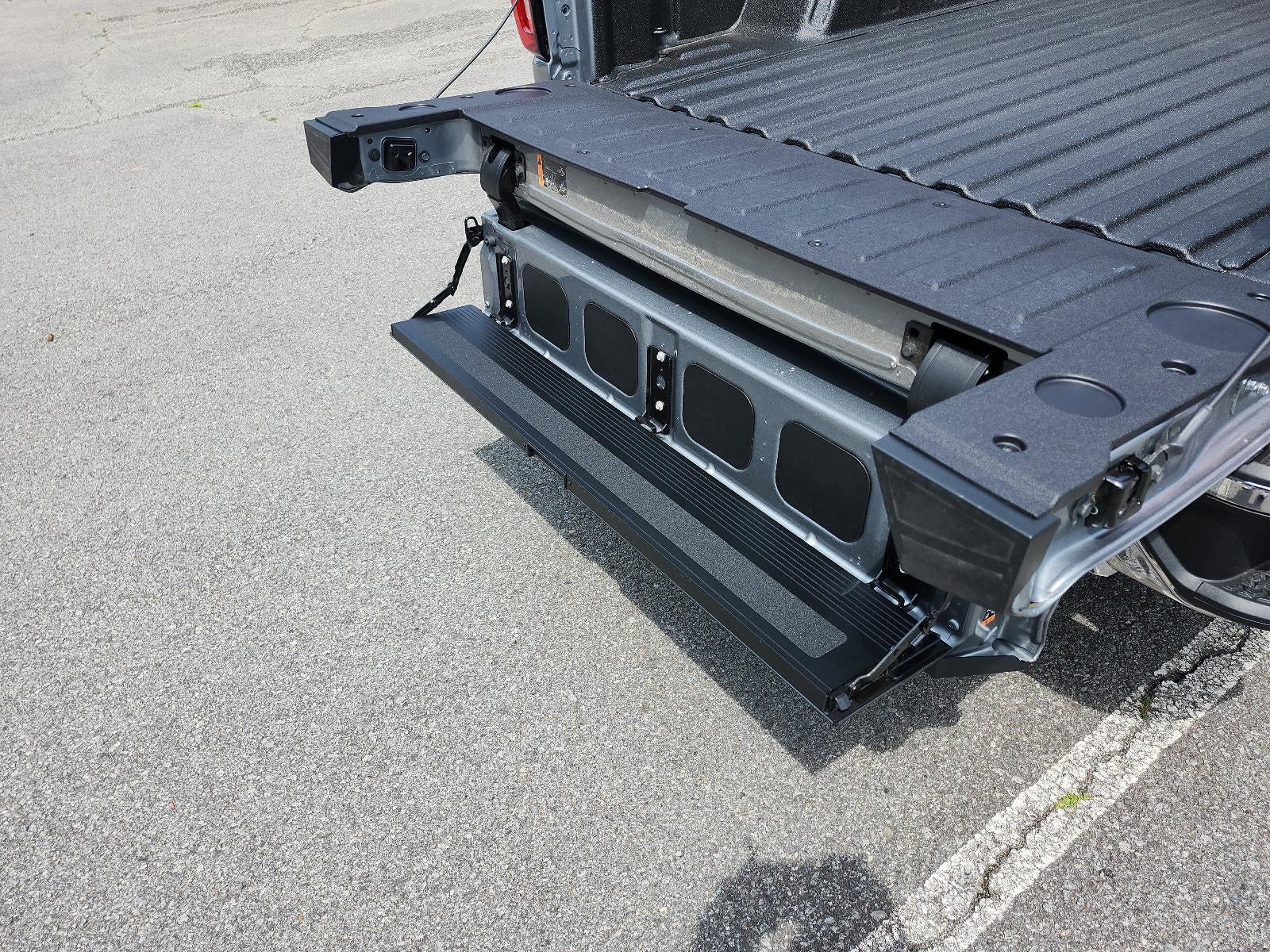 2026 GMC Sierra 1500 Crew Cab Short Box 4-Wheel Drive SLT