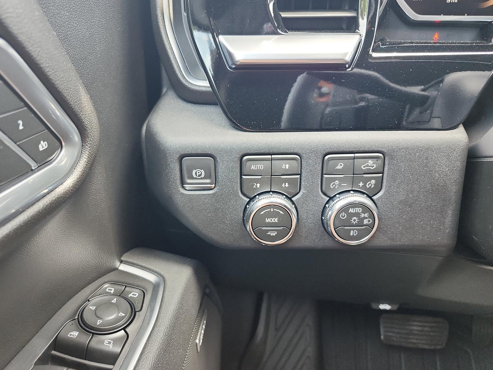 2026 GMC Sierra 1500 Crew Cab Short Box 4-Wheel Drive SLT