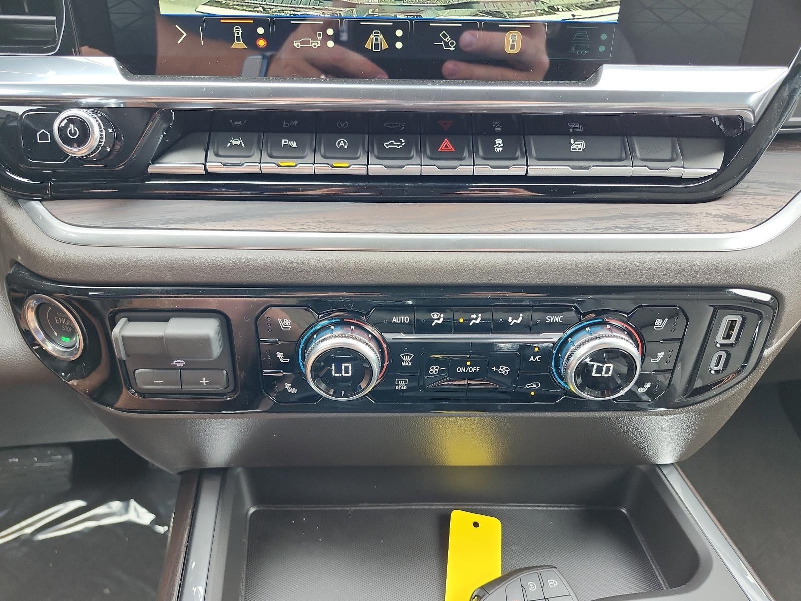 2026 GMC Sierra 1500 Crew Cab Short Box 4-Wheel Drive SLT