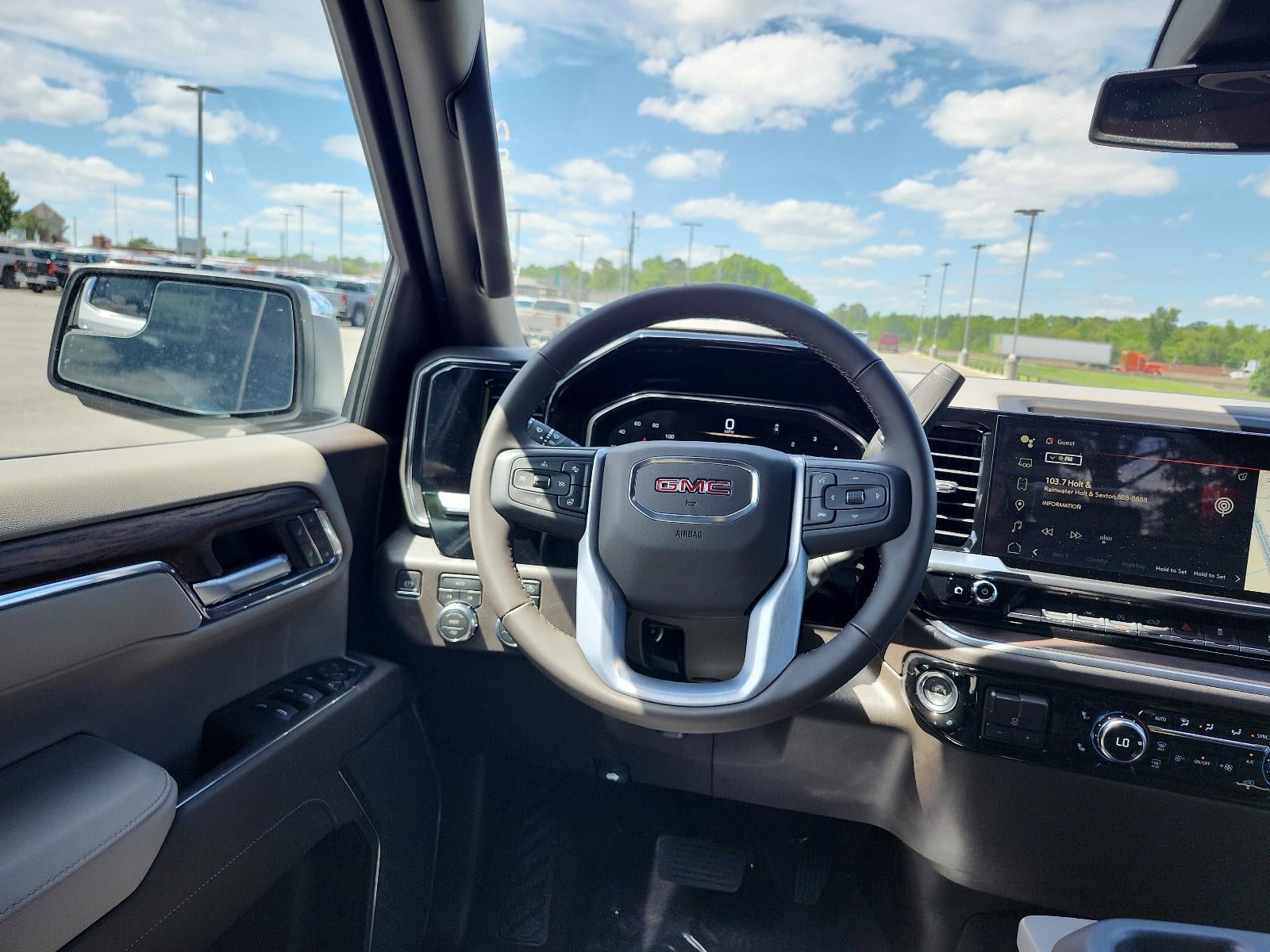 2026 GMC Sierra 1500 Crew Cab Short Box 4-Wheel Drive SLT