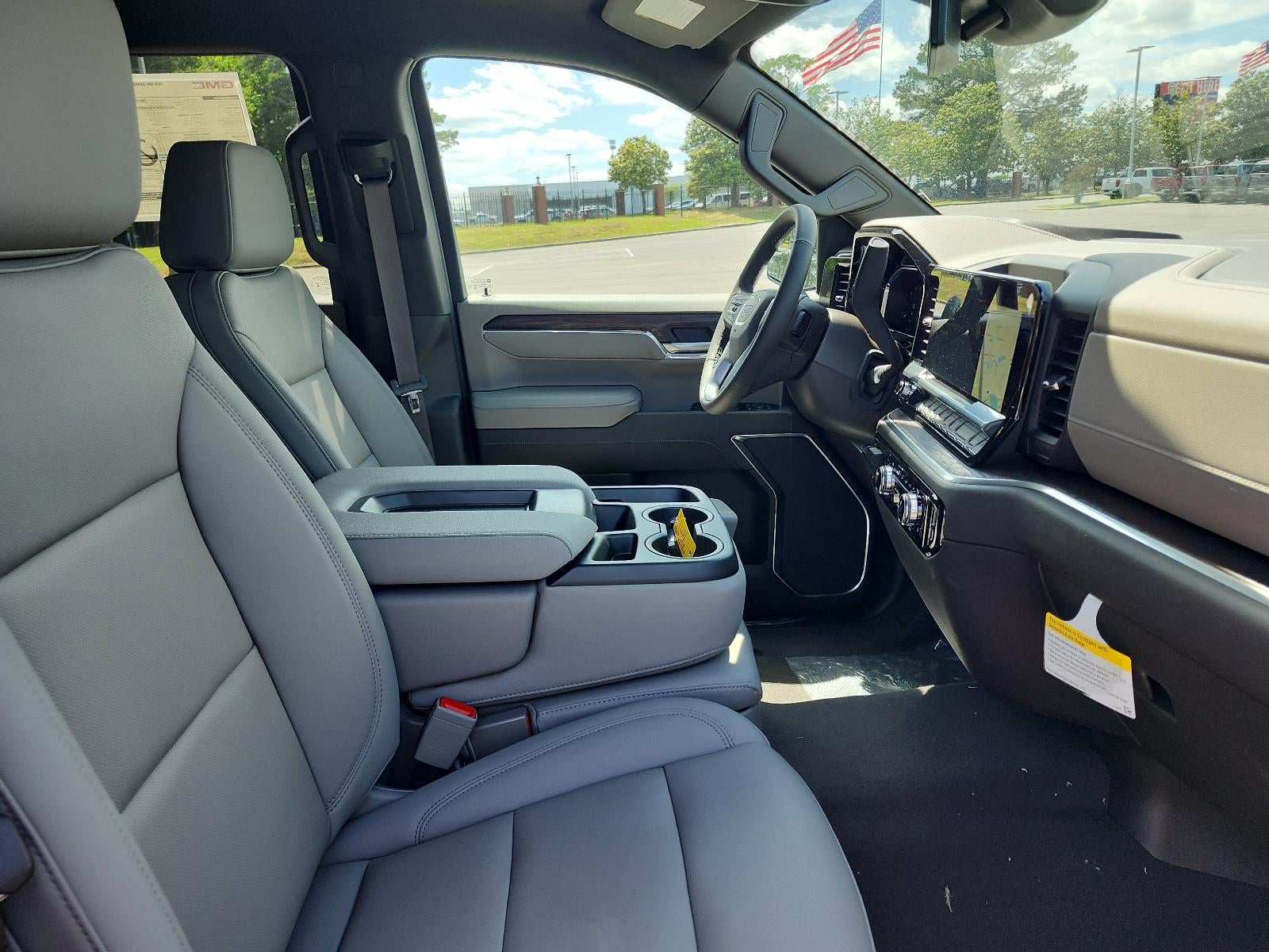 2026 GMC Sierra 1500 Crew Cab Short Box 4-Wheel Drive SLT