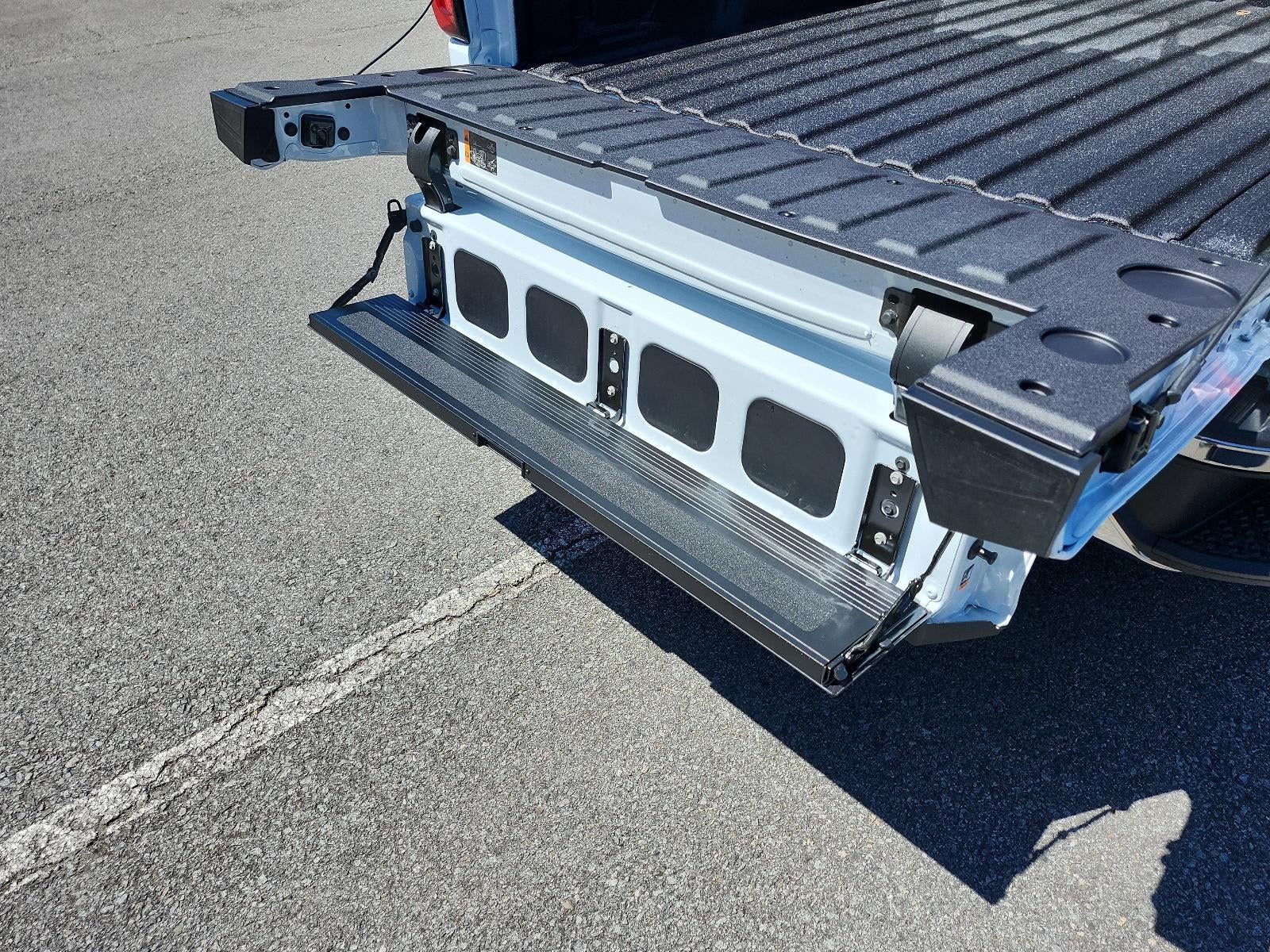 2026 GMC Sierra 1500 Crew Cab Short Box 4-Wheel Drive SLT