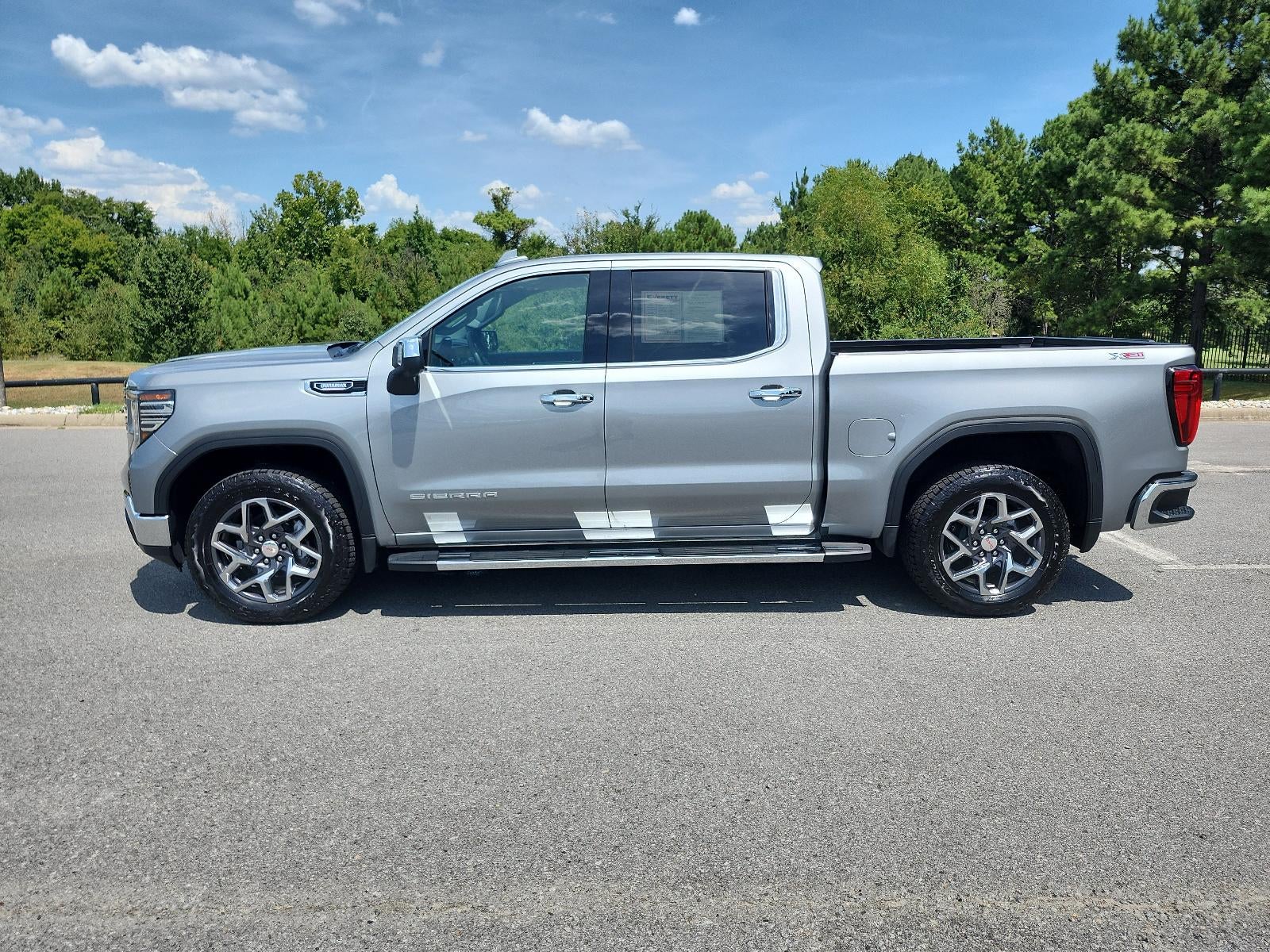 Used 2026 GMC Sierra 1500 SLT with VIN 3GTUUDE89TG141449 for sale in Little Rock