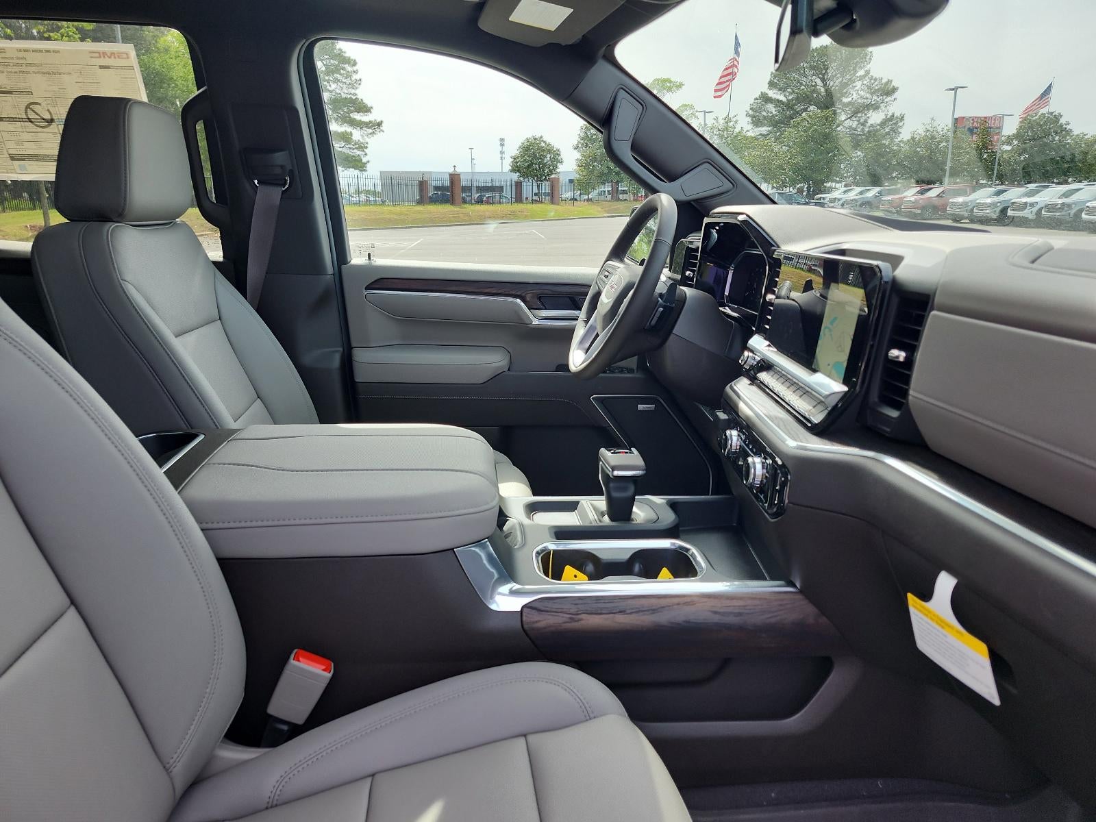 2026 GMC Sierra 1500 Crew Cab Short Box 4-Wheel Drive SLT