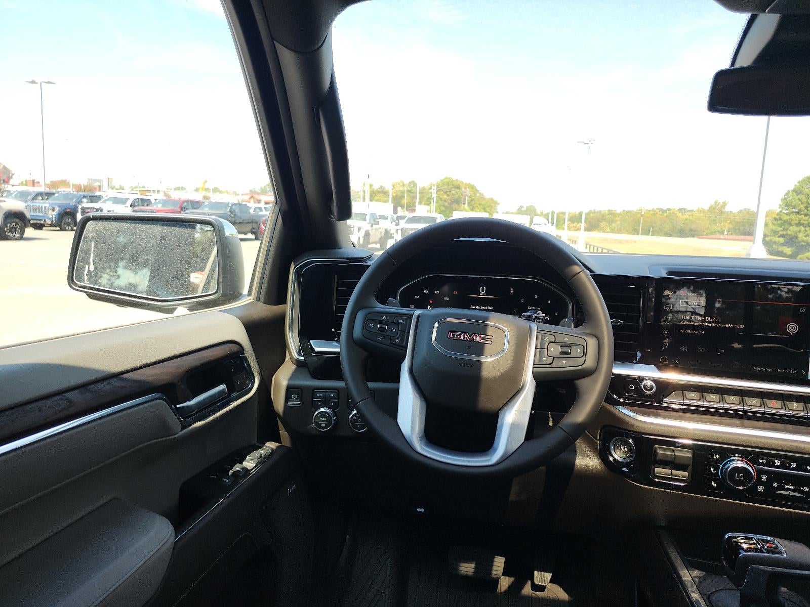 2026 GMC Sierra 1500 Crew Cab Short Box 4-Wheel Drive SLT