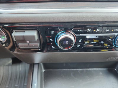 2026 GMC Sierra 1500 Crew Cab Short Box 4-Wheel Drive SLT