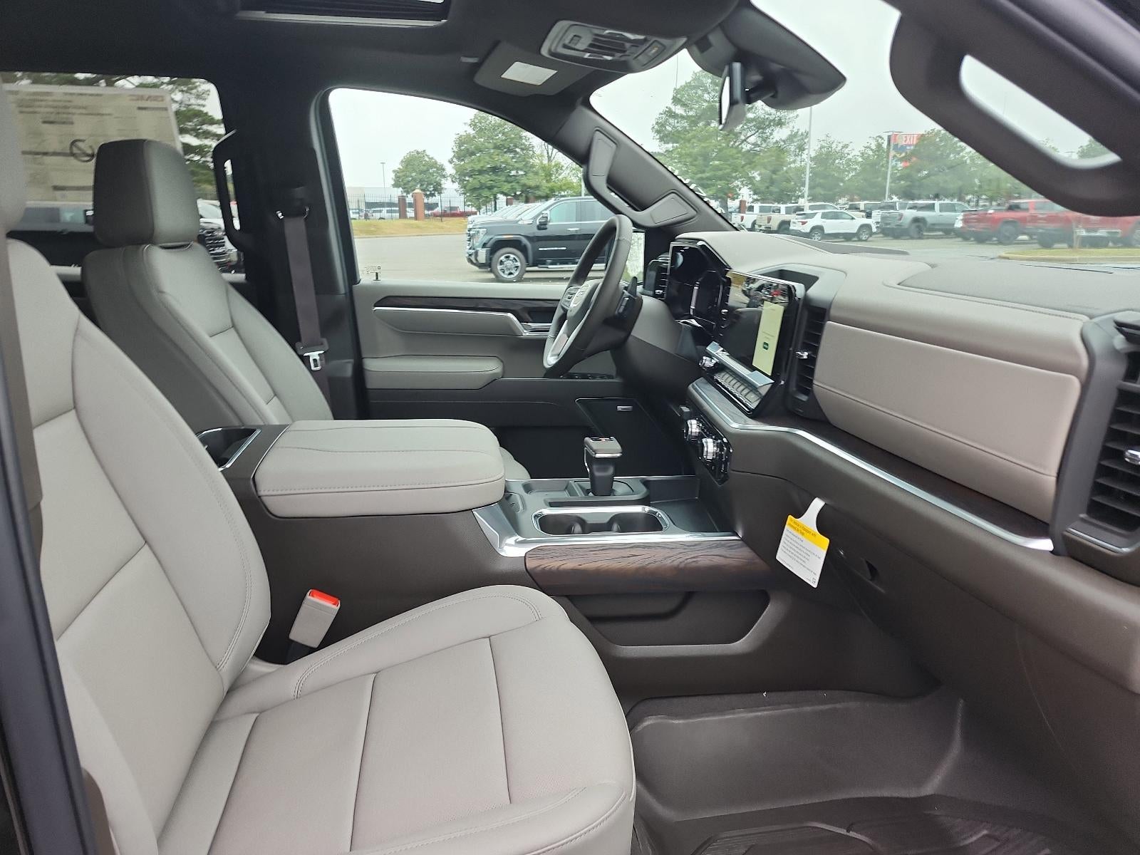 2026 GMC Sierra 1500 Crew Cab Short Box 4-Wheel Drive SLT