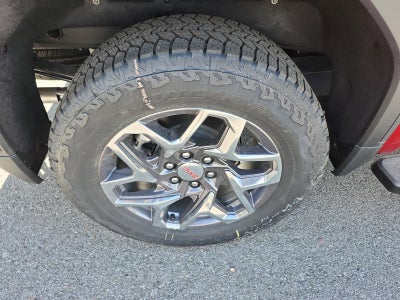 2026 GMC Sierra 1500 Crew Cab Short Box 4-Wheel Drive SLT