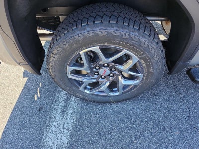 2026 GMC Sierra 1500 Crew Cab Short Box 4-Wheel Drive SLT