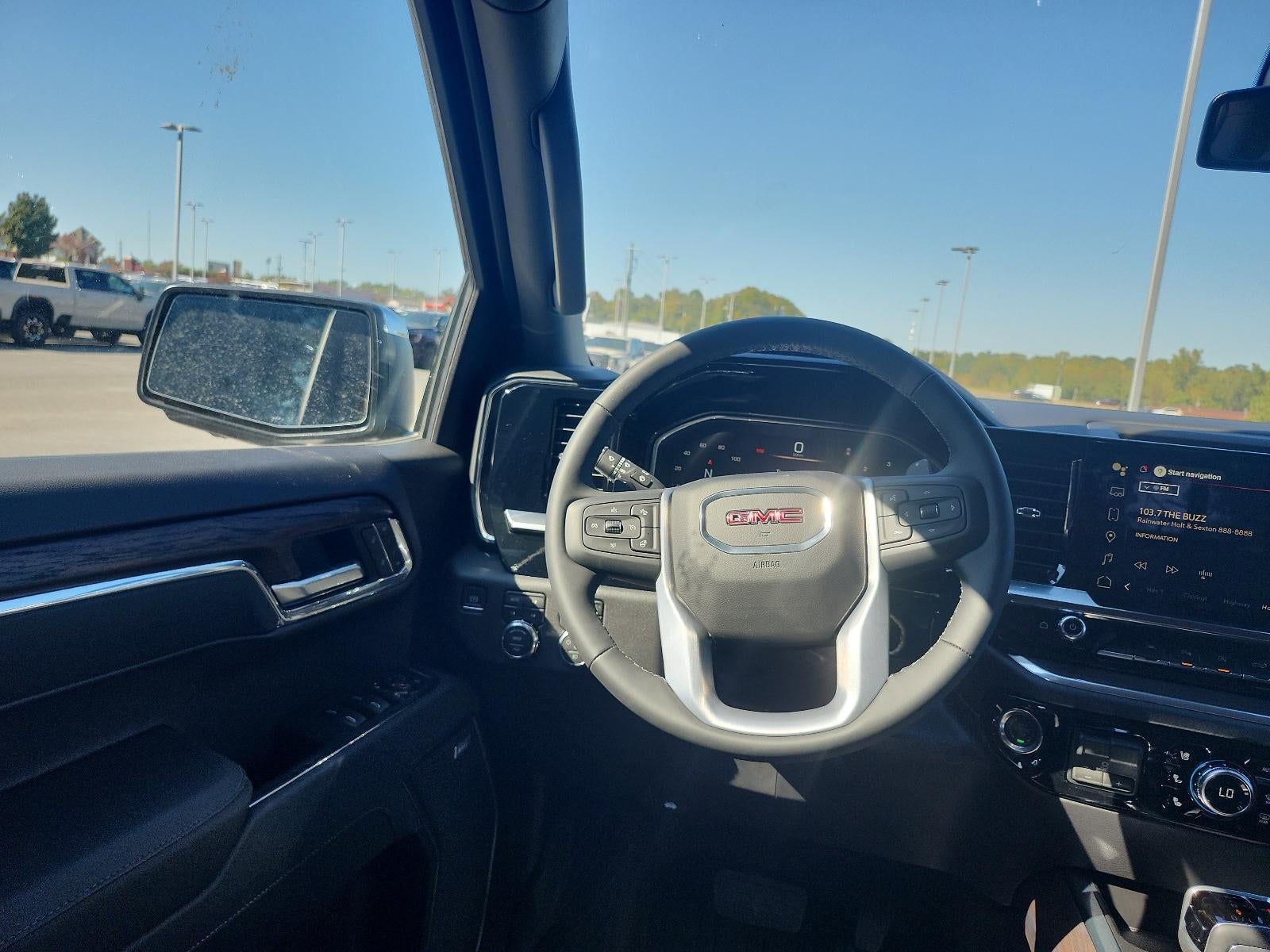 2026 GMC Sierra 1500 SLT - Photo 11