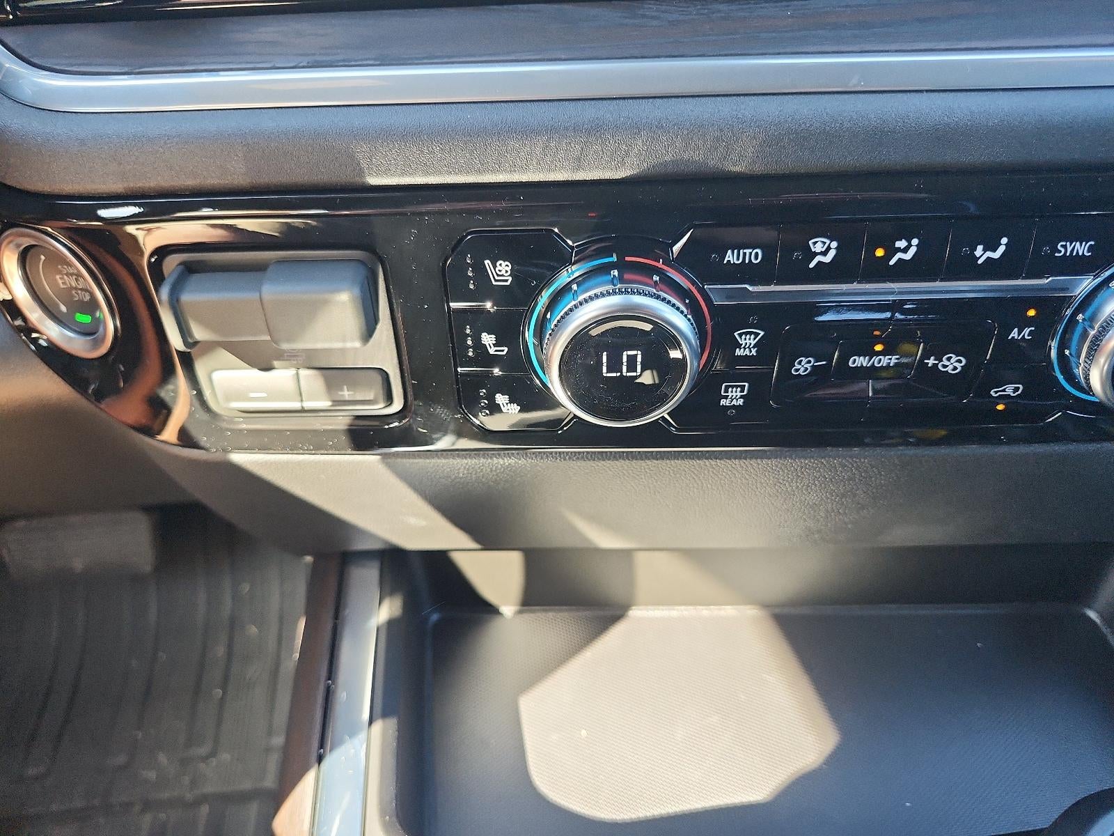 2026 GMC Sierra 1500 SLT - Photo 17