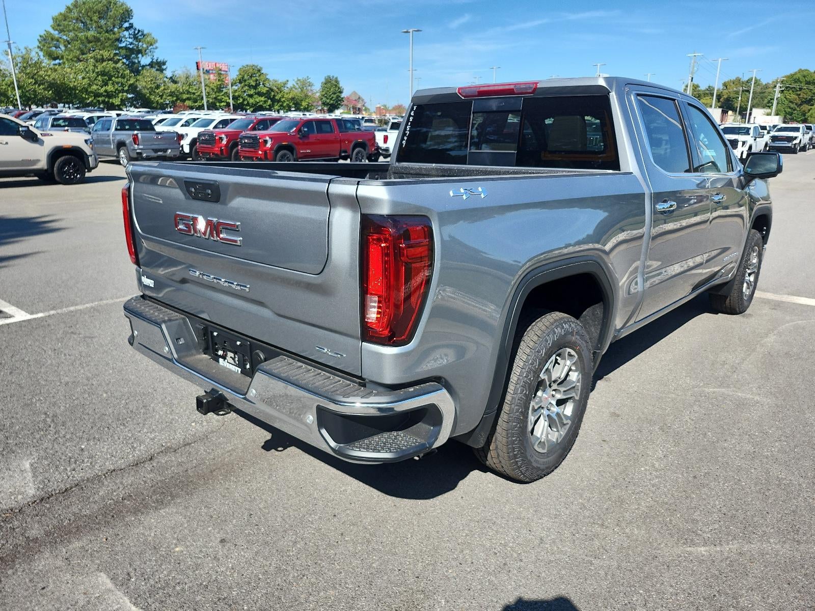 2026 GMC Sierra 1500 Crew Cab Short Box 4-Wheel Drive SLT