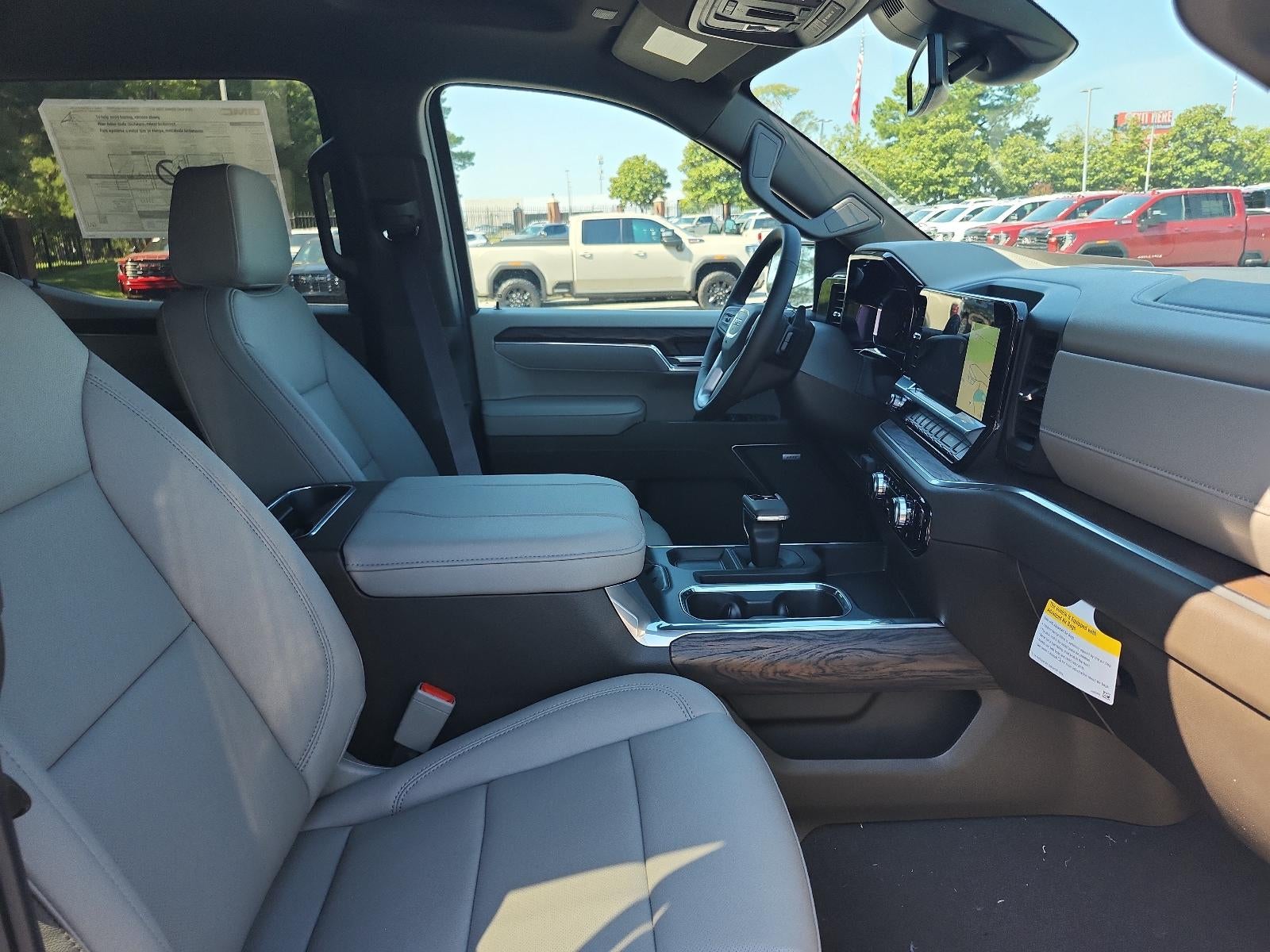 2026 GMC Sierra 1500 Crew Cab Short Box 4-Wheel Drive SLT