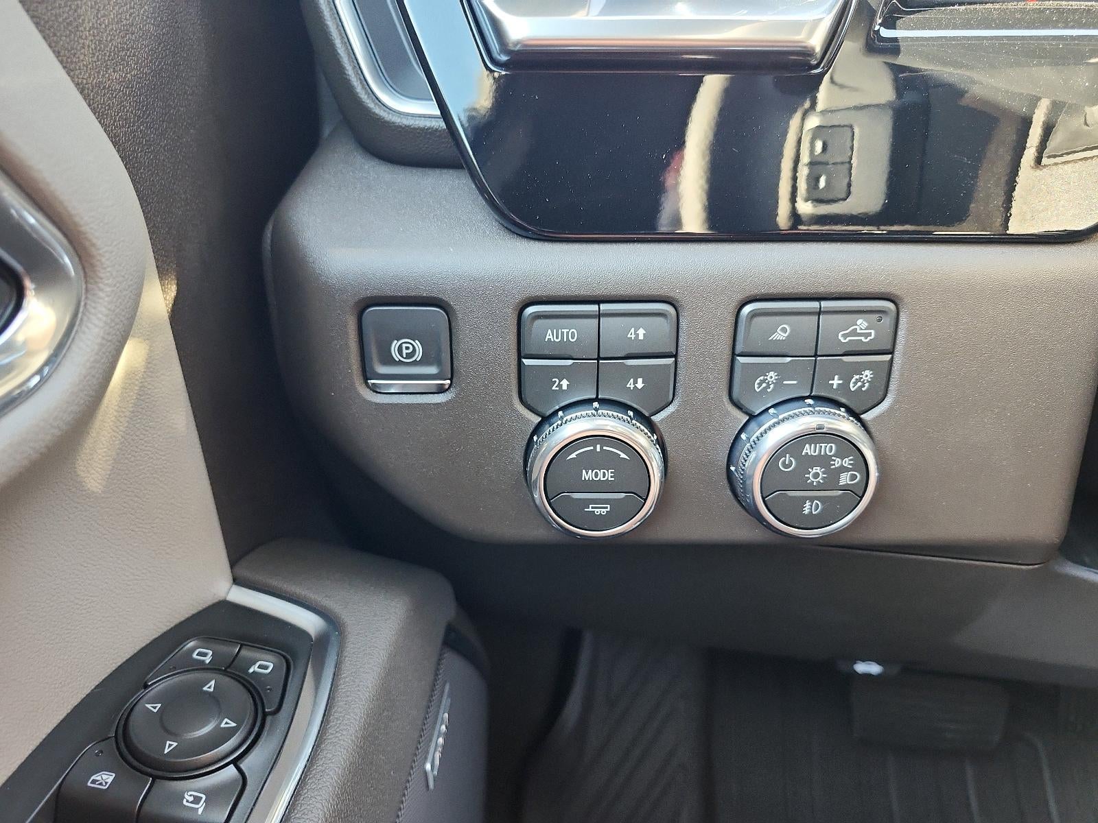 2026 GMC Sierra 1500 Crew Cab Short Box 4-Wheel Drive SLT