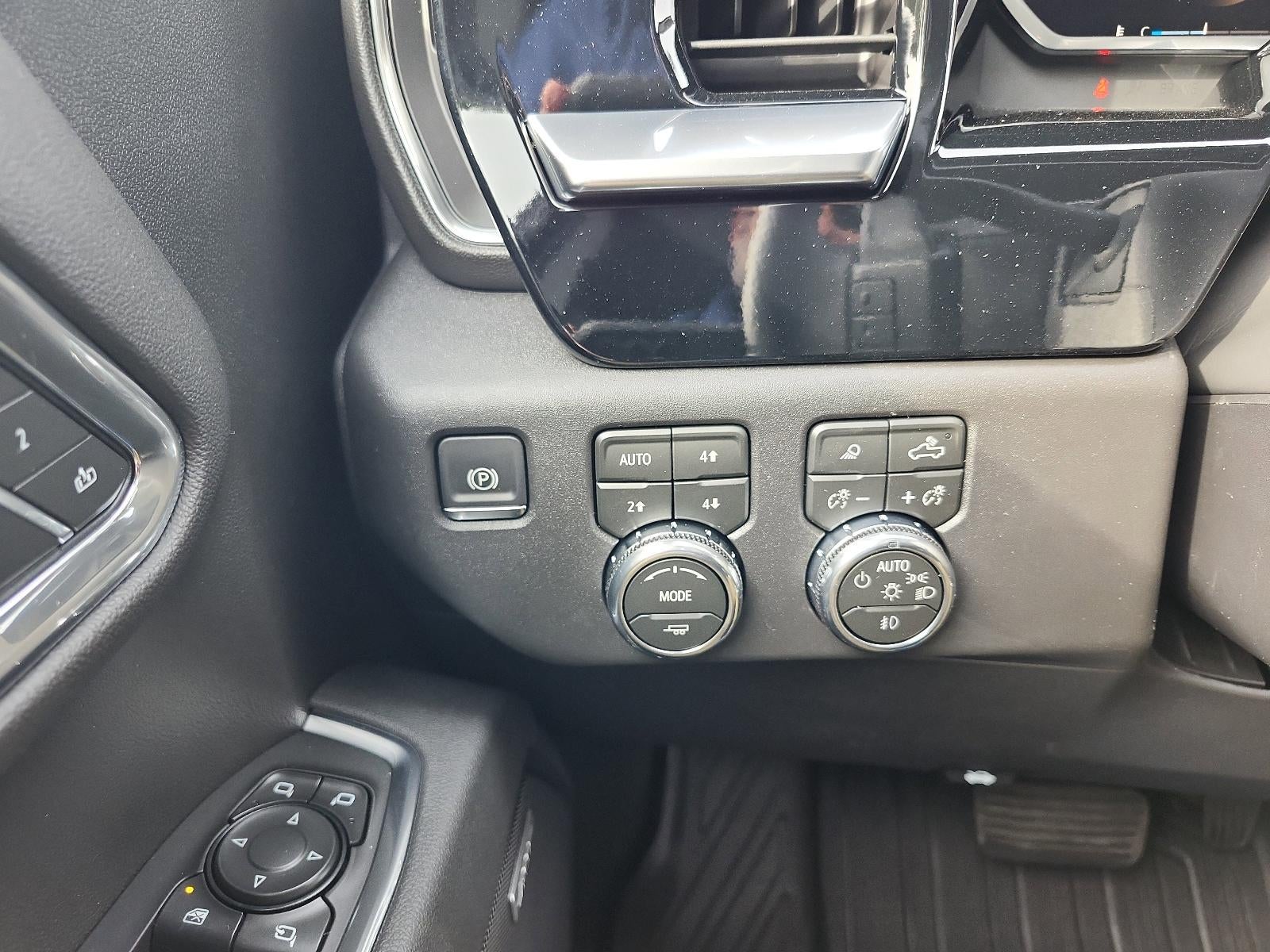 2026 GMC Sierra 1500 Crew Cab Short Box 4-Wheel Drive SLT