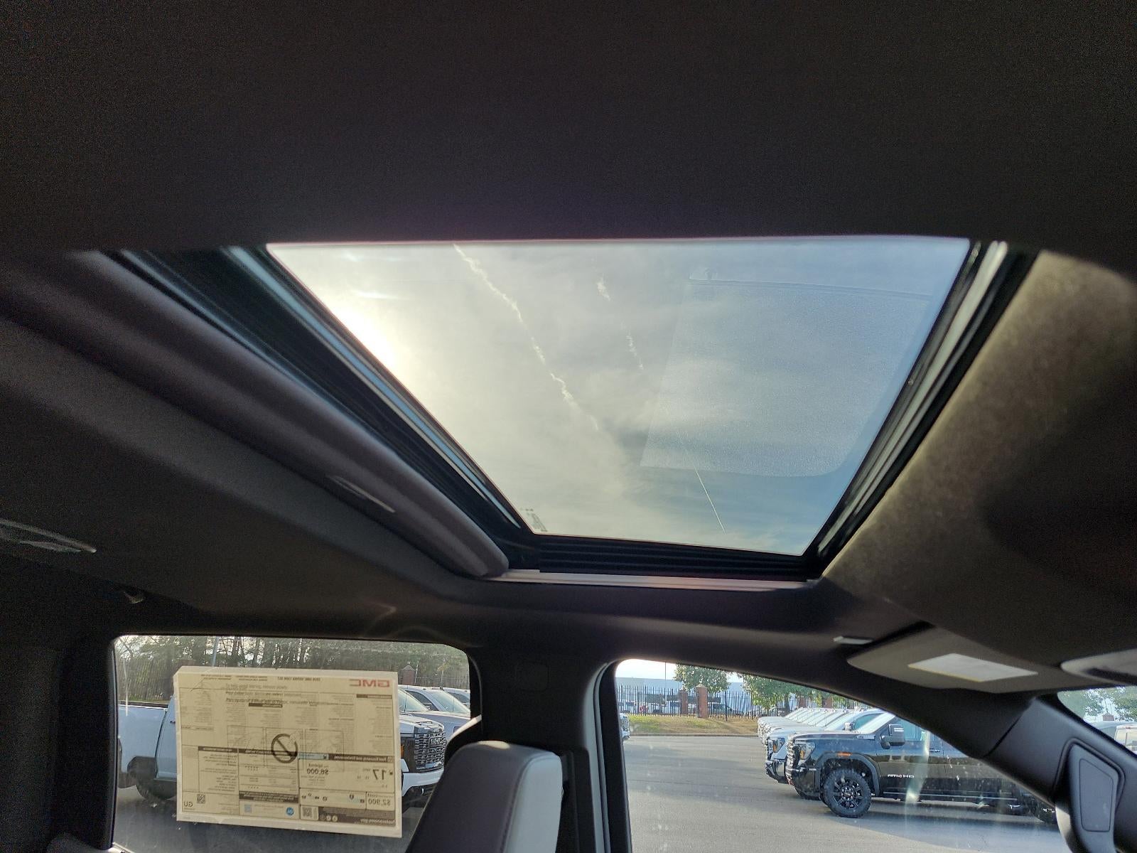 2026 GMC Sierra 1500 Crew Cab Short Box 4-Wheel Drive SLT