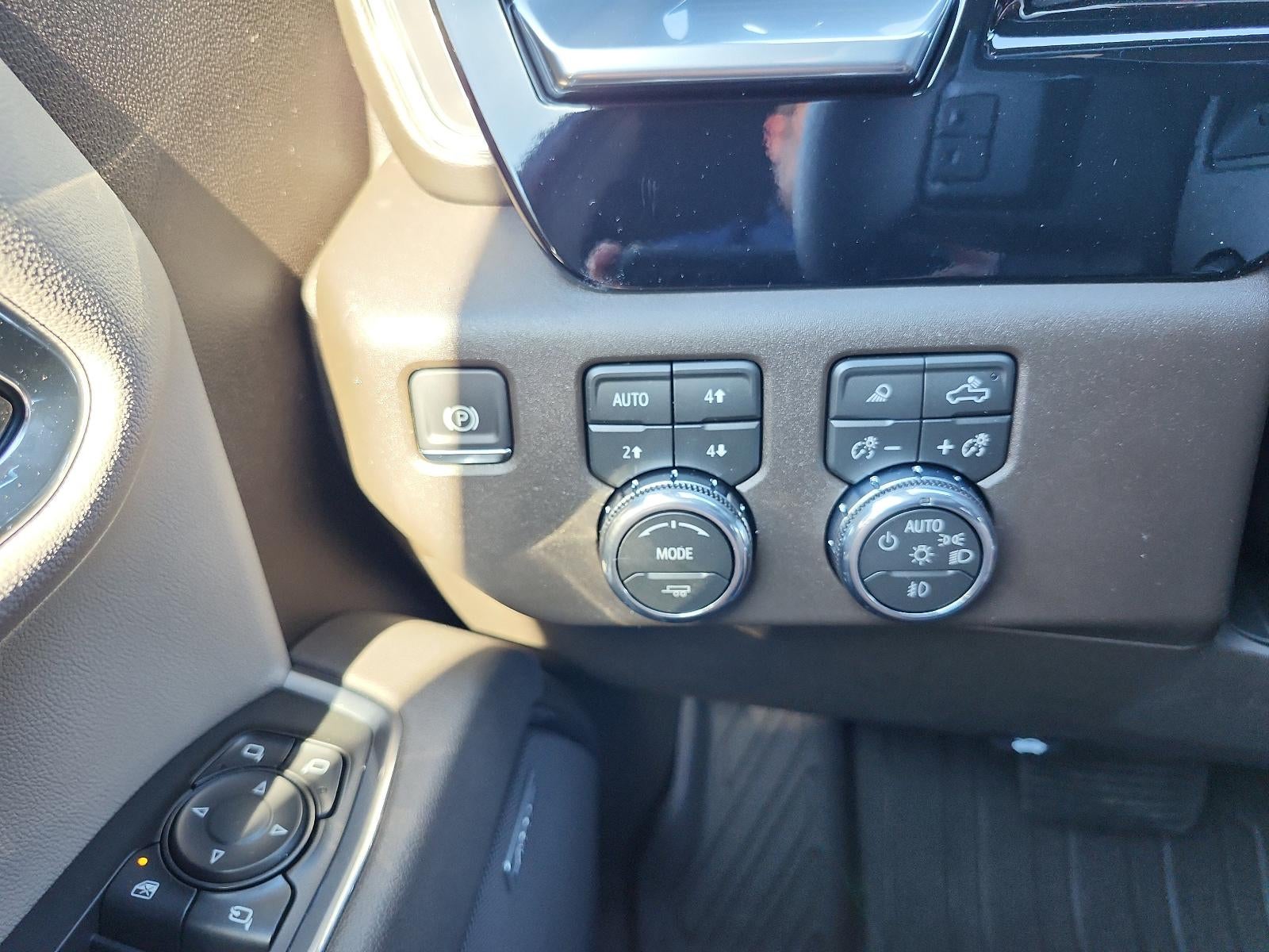 2026 GMC Sierra 1500 Crew Cab Short Box 4-Wheel Drive SLT