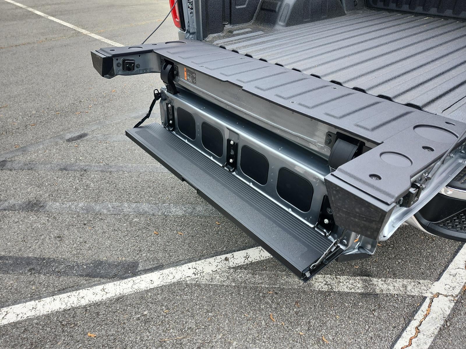 2026 GMC Sierra 1500 Crew Cab Short Box 4-Wheel Drive SLT