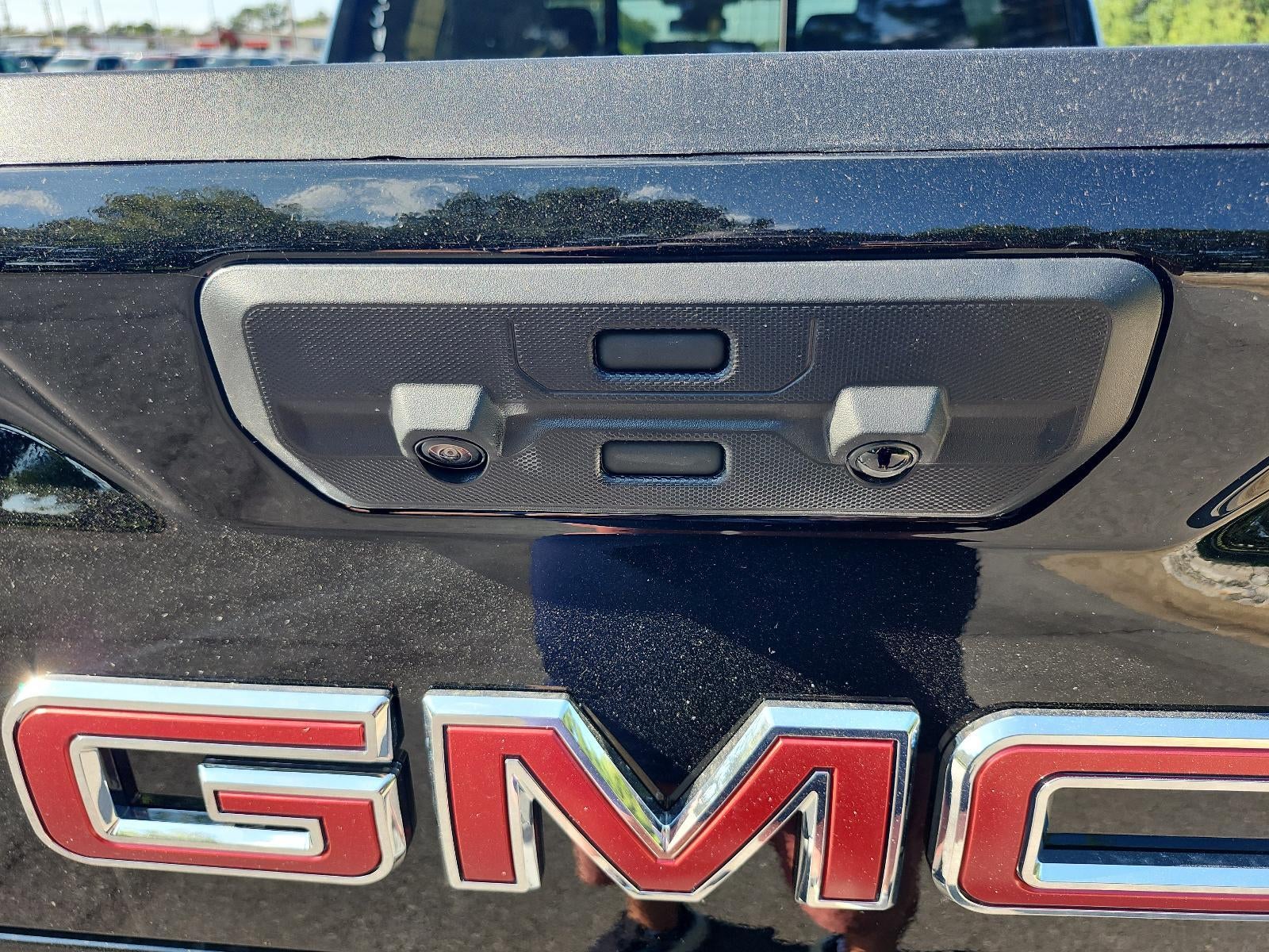 2026 GMC Sierra 1500 Crew Cab Short Box 4-Wheel Drive SLT
