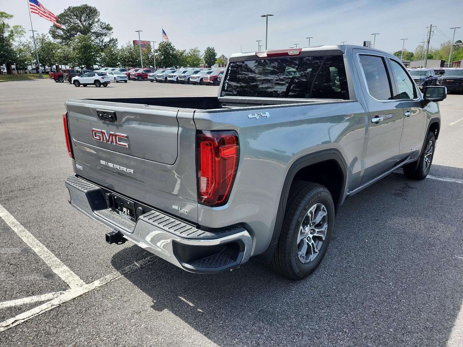 2026 GMC Sierra 1500 Crew Cab Short Box 4-Wheel Drive SLT