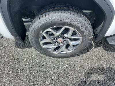 2026 GMC Sierra 1500 Crew Cab Short Box 4-Wheel Drive SLT
