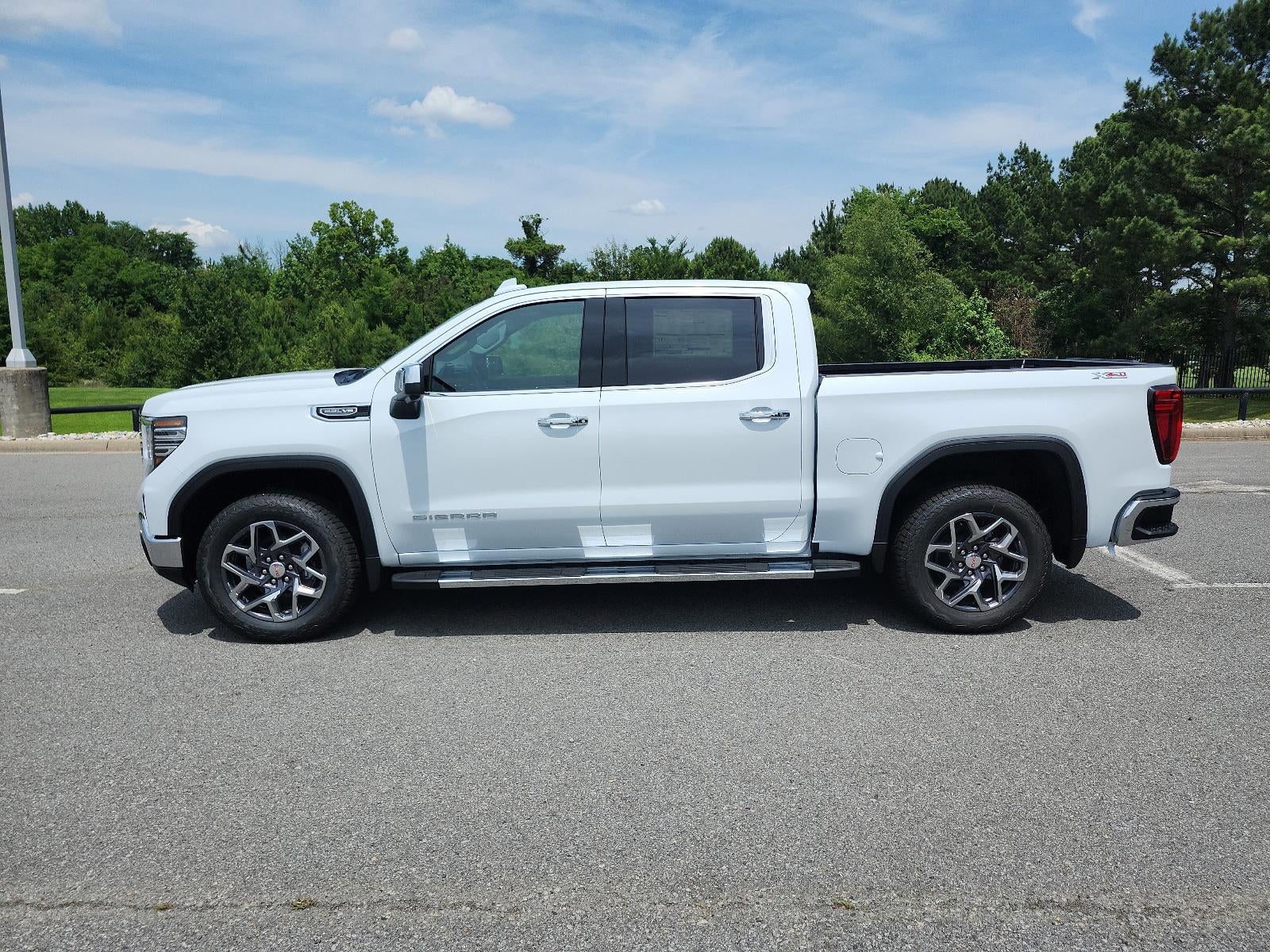 2026 GMC Sierra 1500 Crew Cab Short Box 4-Wheel Drive SLT
