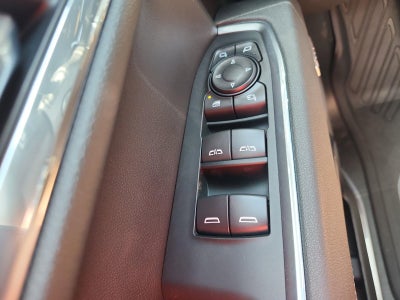 2026 GMC Sierra 1500 Crew Cab Short Box 4-Wheel Drive SLT