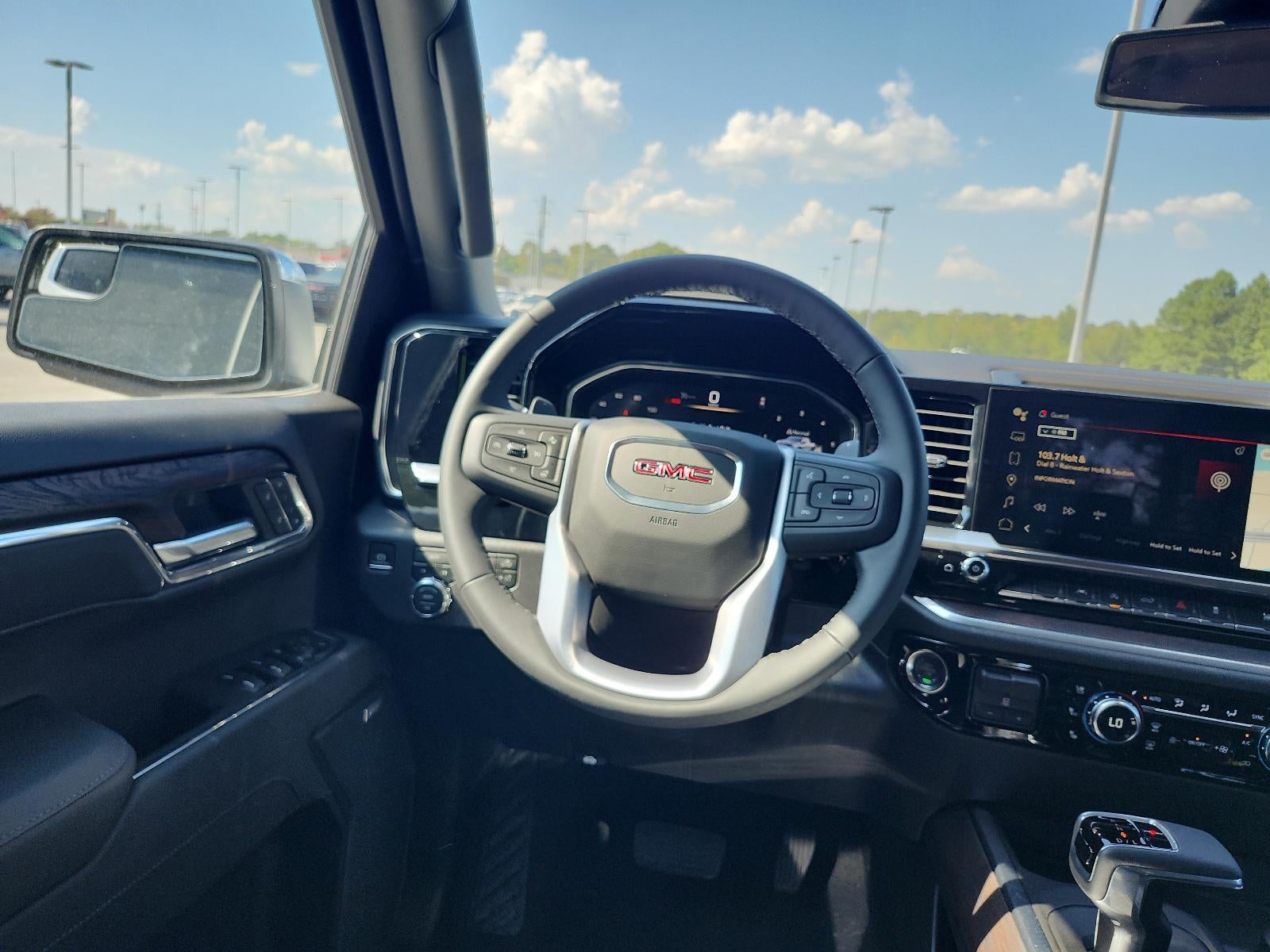 2026 GMC Sierra 1500 SLT - Photo 11