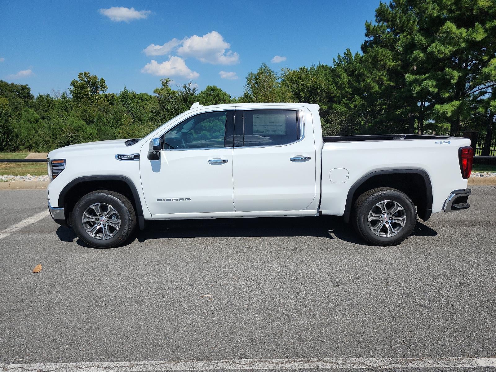 2026 GMC Sierra 1500 Crew Cab Short Box 4-Wheel Drive SLT