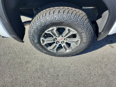 2026 GMC Sierra 1500 Crew Cab Short Box 4-Wheel Drive SLT