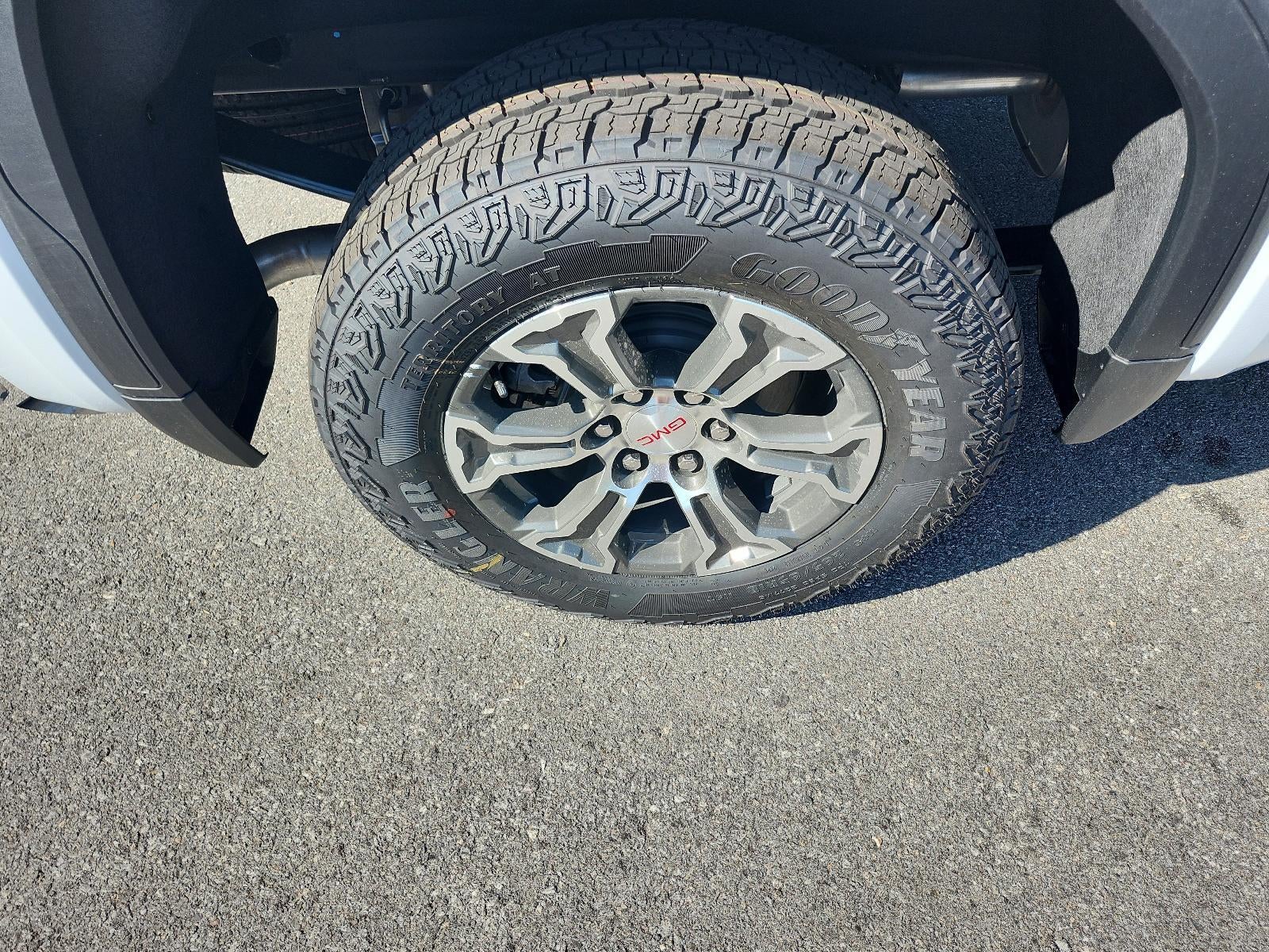 2026 GMC Sierra 1500 Crew Cab Short Box 4-Wheel Drive SLT