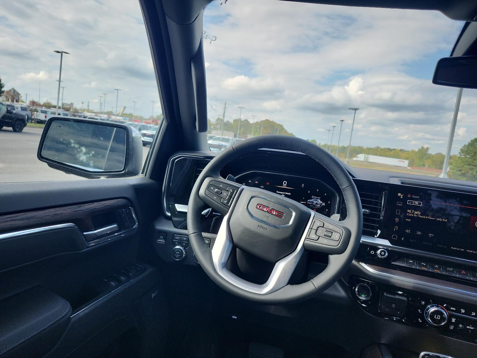 2026 GMC Sierra 1500 Crew Cab Short Box 4-Wheel Drive SLT