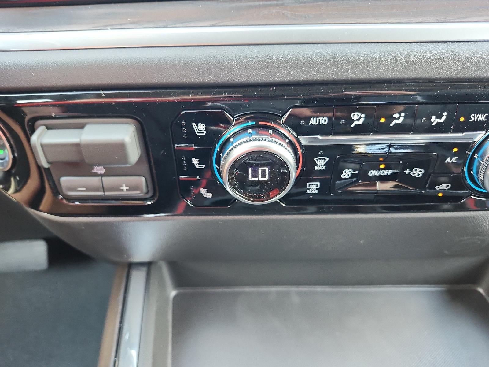 2026 GMC Sierra 1500 SLT - Photo 18