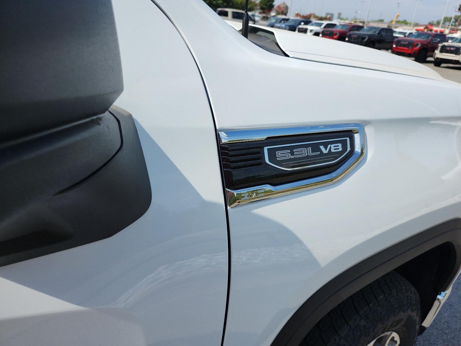 2026 GMC Sierra 1500 SLT - Photo 7