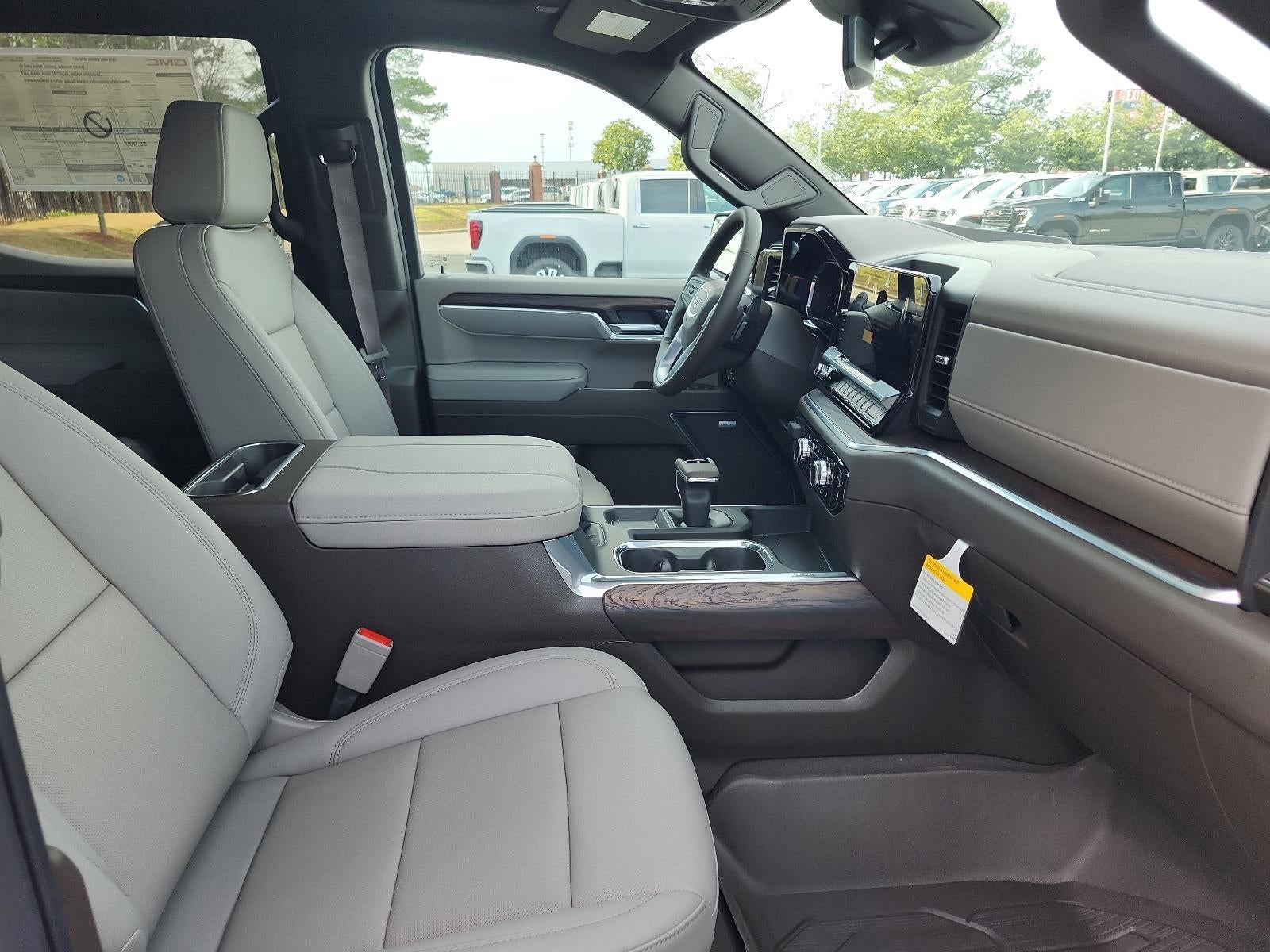 2026 GMC Sierra 1500 Crew Cab Short Box 4-Wheel Drive SLT