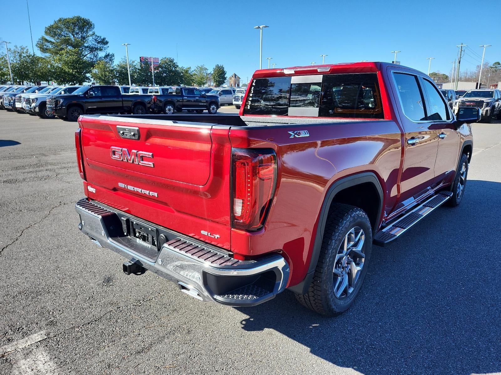 2026 GMC Sierra 1500 Crew Cab Short Box 4-Wheel Drive SLT